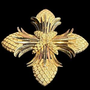 Vintage Brooch Pin Maltese Cross Trifari